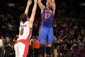  福克斯全能表现国王加时力克开拓者保住附加赛希望