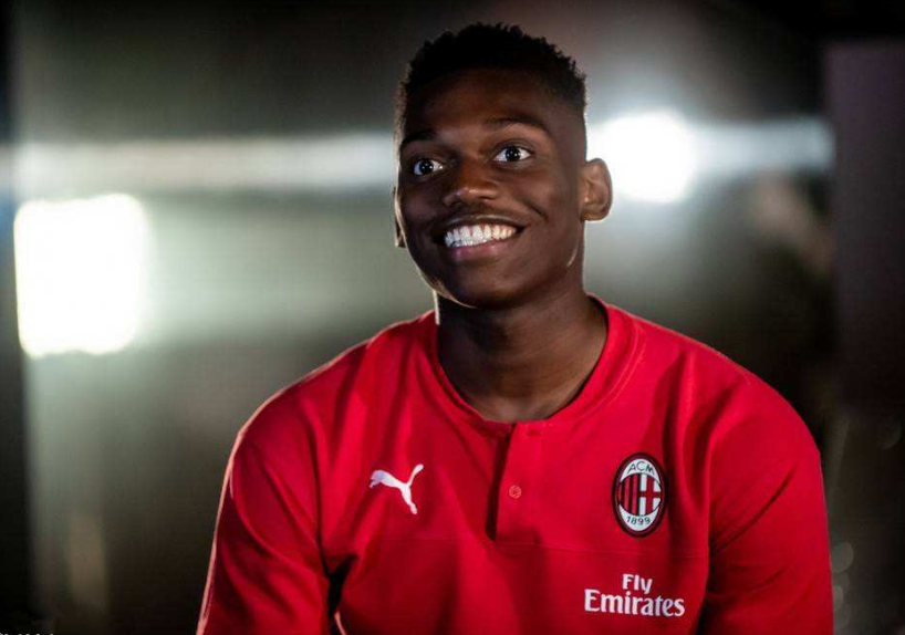  AC米兰续约莱奥受阻，经纪人索要顶薪合同  